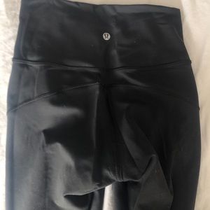 Lululemon size 6 leggings